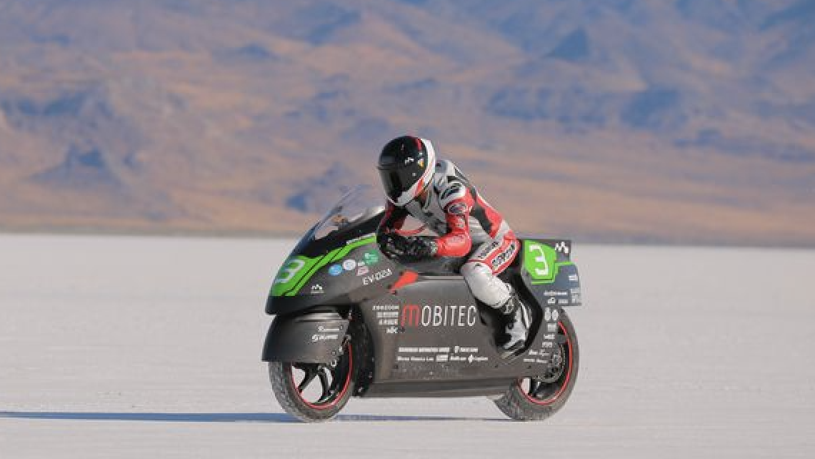 Mobitec Land Speed World Record [Jean Turner]